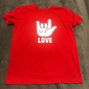 Cat and Jack T-shirt - boys size S (6/7)